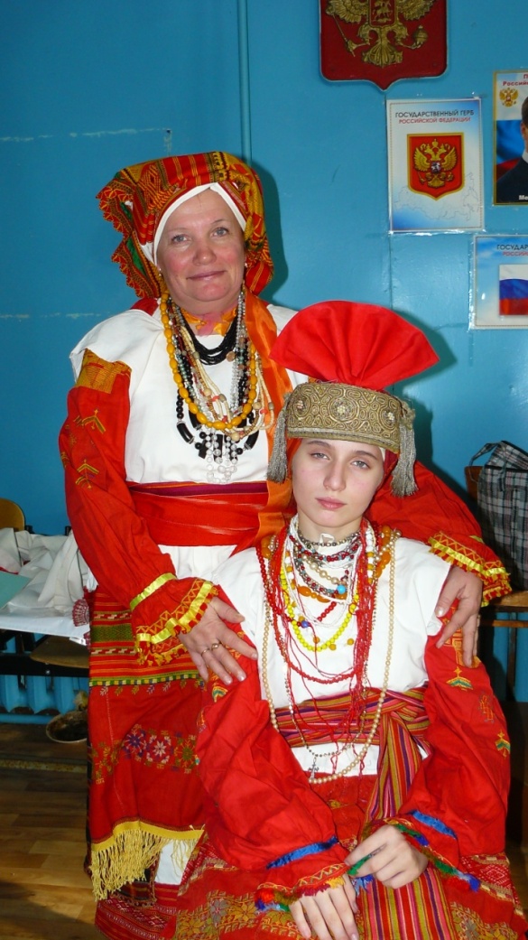 с. Ружное. Элементы женского костюма