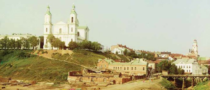 Image 100